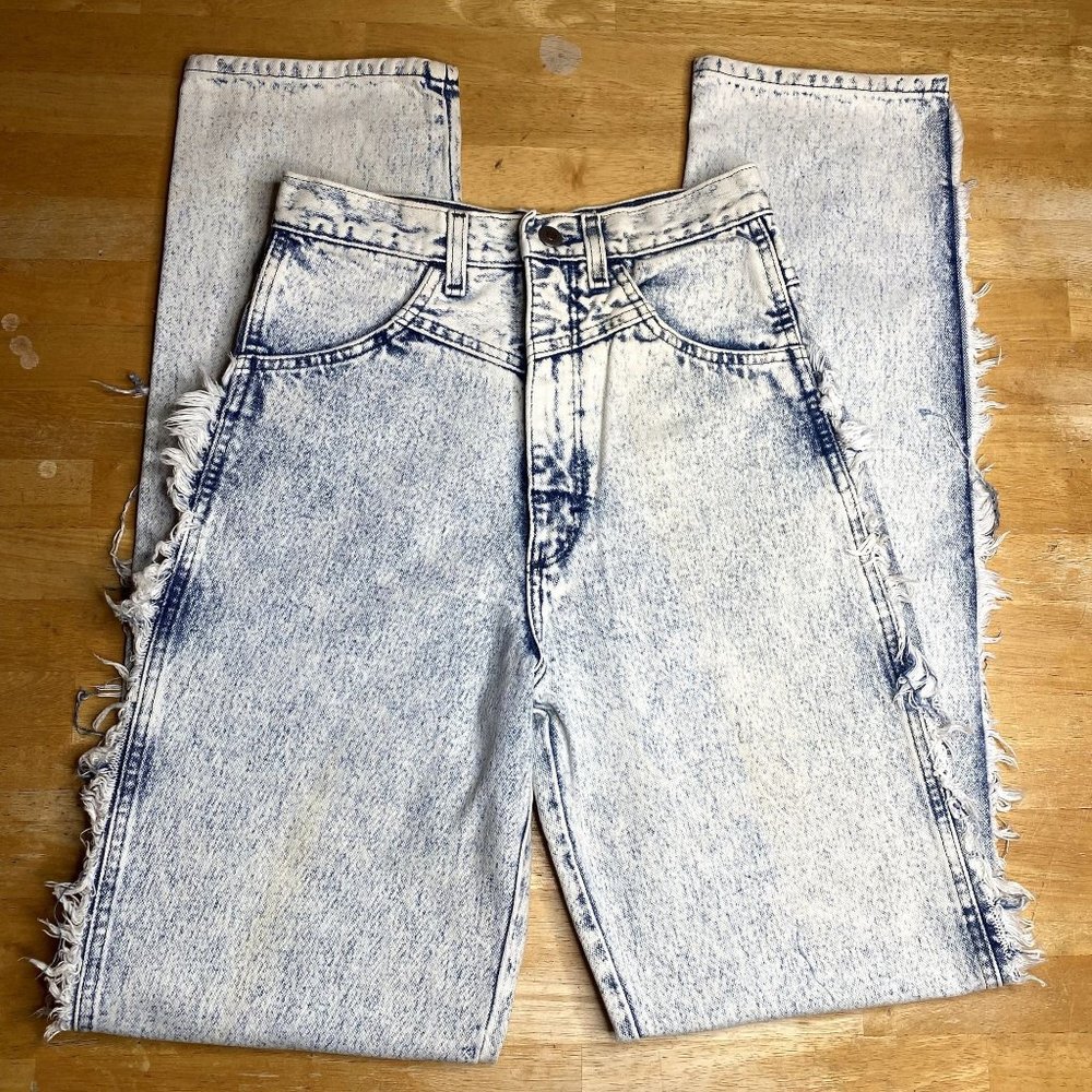 Vintage Wrangler Women's Jeans with Frayed/Distressed Detail, Acid Washed
